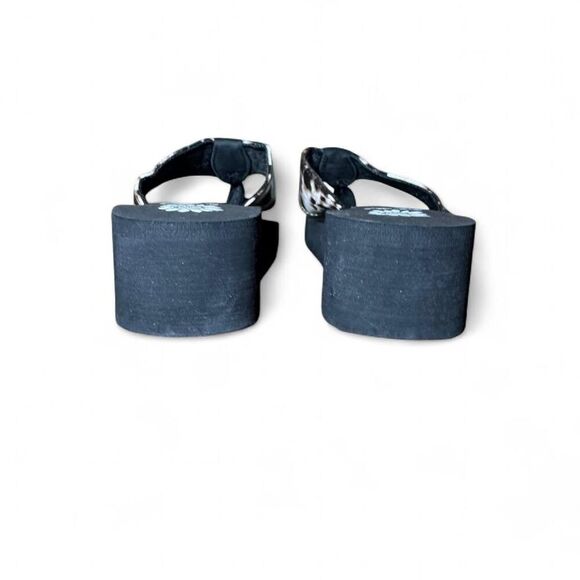 Yellow Box Women's Leopard Print Y2K Wedge Heel Flipflops Size 8 - Picture 5 of 6